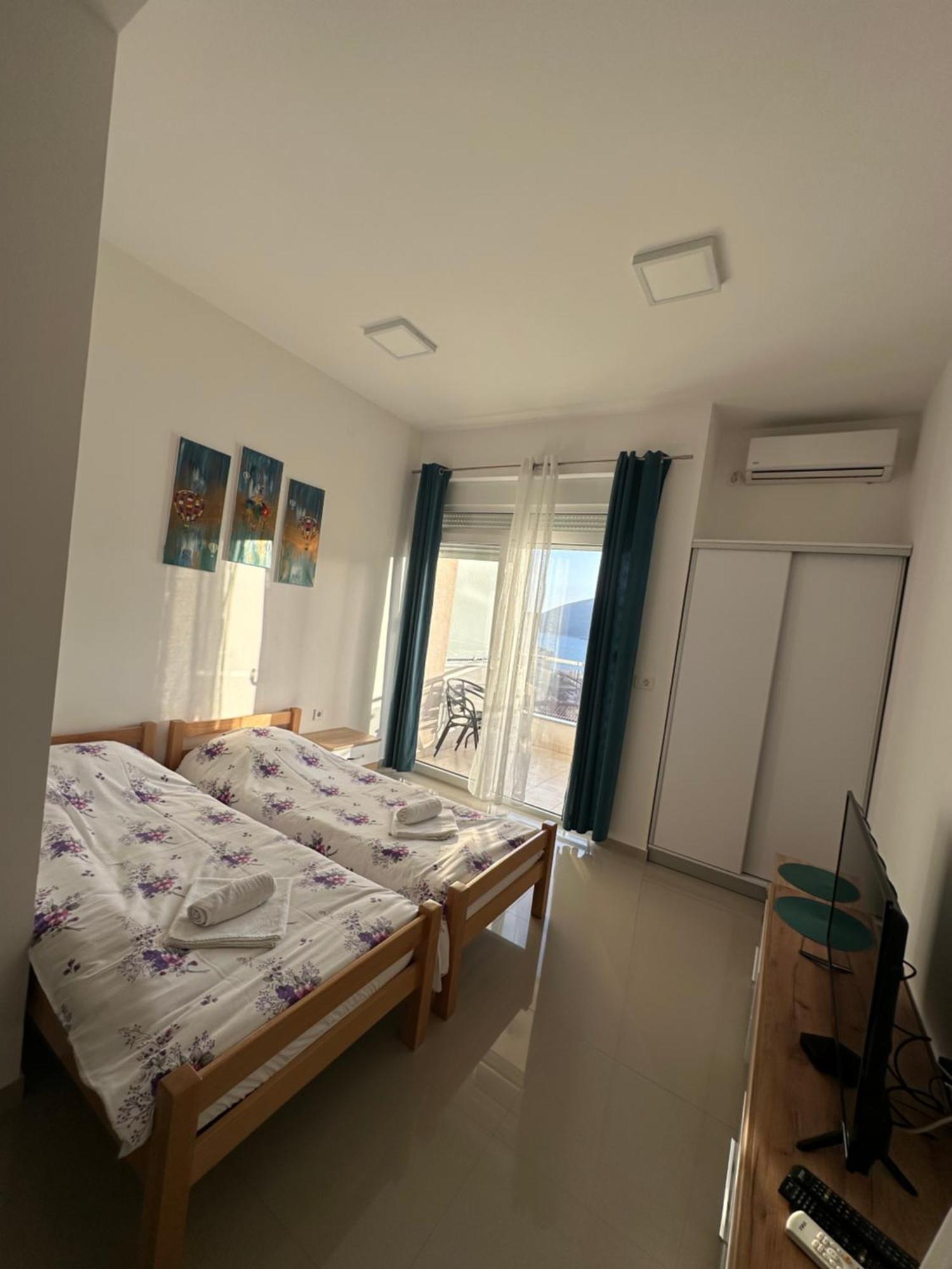 Apartbrajovic67 แฮร์เซ็ก-โนวี ภายนอก รูปภาพ